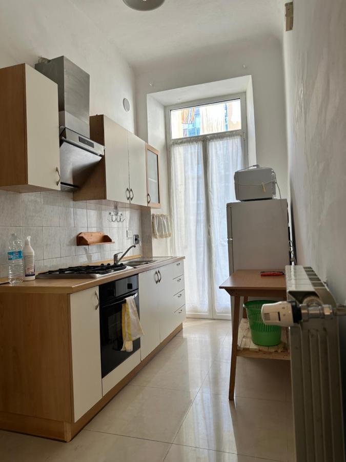 Alloggio In Centro Ben Servito Savona Exterior photo
