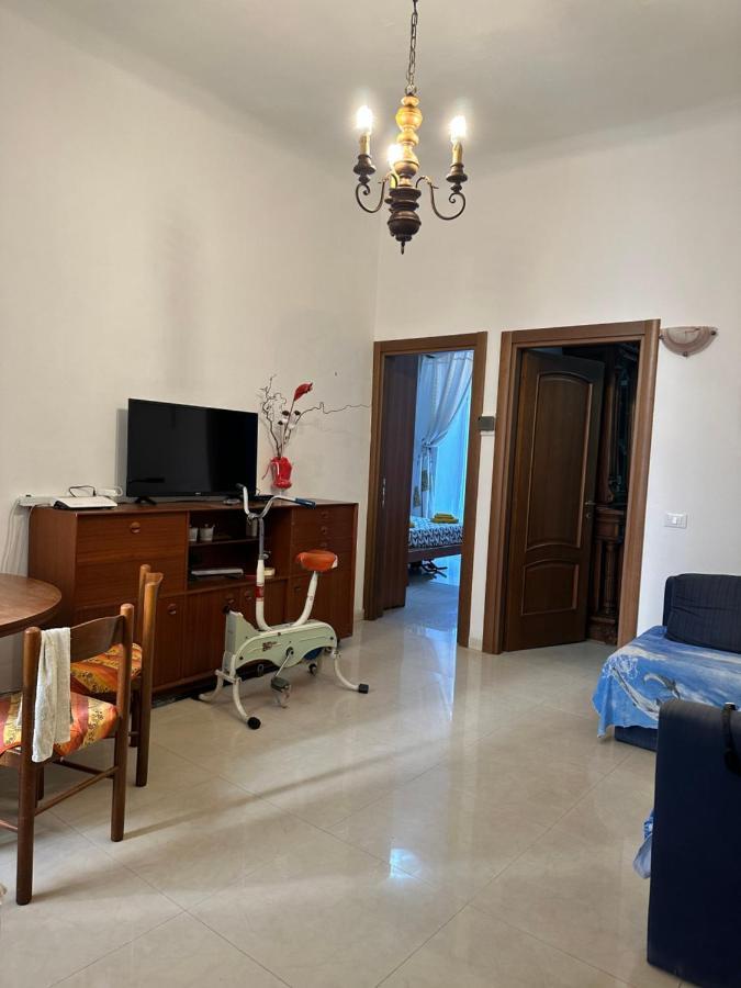 Alloggio In Centro Ben Servito Savona Exterior photo